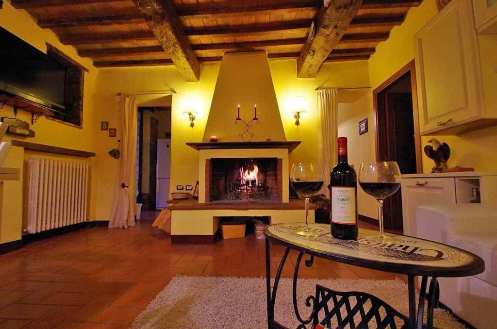 Cottage Le Ginestre Con Piscina In Val D'Orcia Radicofani Exterior photo